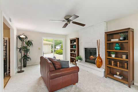 Tiny photo for 616 Grace Lane, Schaumburg, IL 60193 (MLS # 12640029)