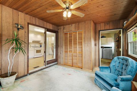 Tiny photo for 616 Grace Lane, Schaumburg, IL 60193 (MLS # 12640029)
