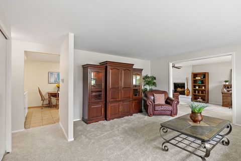 Tiny photo for 616 Grace Lane, Schaumburg, IL 60193 (MLS # 12640029)
