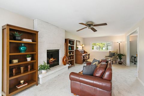 Tiny photo for 616 Grace Lane, Schaumburg, IL 60193 (MLS # 12640029)