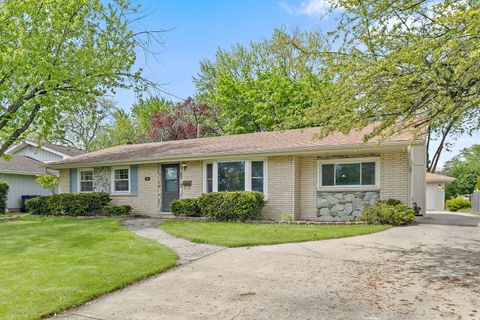 Tiny photo for 616 Grace Lane, Schaumburg, IL 60193 (MLS # 12640029)