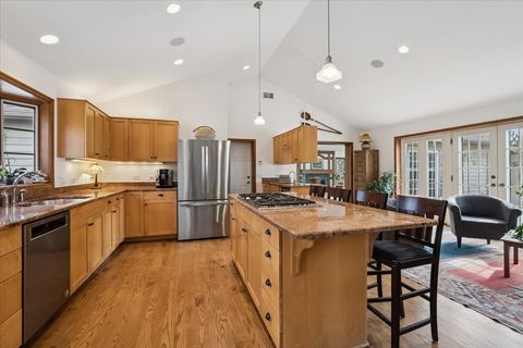 Tiny photo for 50 W Blodgett Avenue, Lake Bluff, IL 60044 (MLS # 12579488)