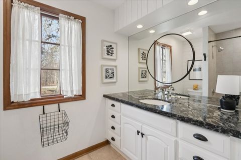 Tiny photo for 50 W Blodgett Avenue, Lake Bluff, IL 60044 (MLS # 12579488)