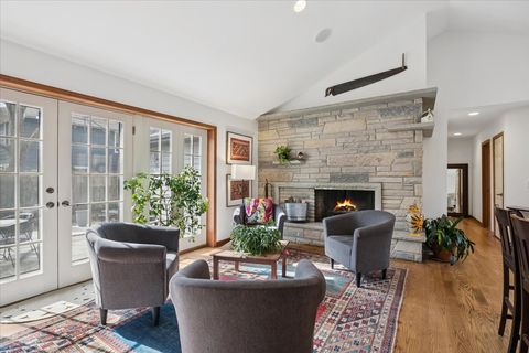 Tiny photo for 50 W Blodgett Avenue, Lake Bluff, IL 60044 (MLS # 12579488)