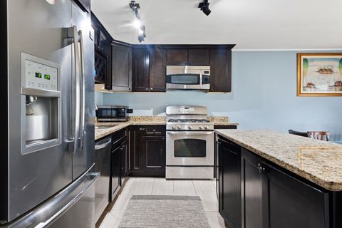 Tiny photo for 11 Cour Caravelle #11, Palos Hills, IL 60465 (MLS # 12609757)