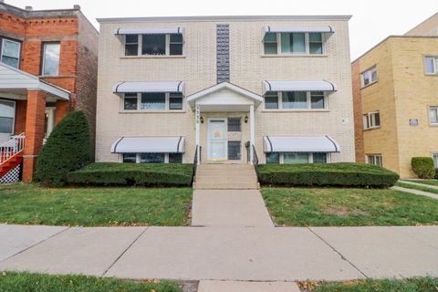 Photo of 3330 Grove Avenue #1S, Berwyn, IL 60402 (MLS # 12480459)