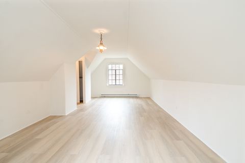 Tiny photo for 2512 Lawndale Avenue, Evanston, IL 60201 (MLS # 12634047)