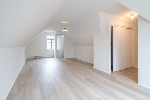 Tiny photo for 2512 Lawndale Avenue, Evanston, IL 60201 (MLS # 12634047)