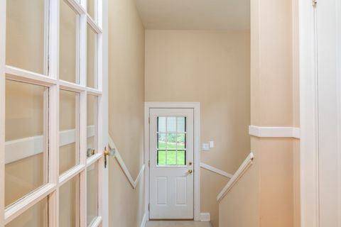 Tiny photo for 2512 Lawndale Avenue, Evanston, IL 60201 (MLS # 12634047)