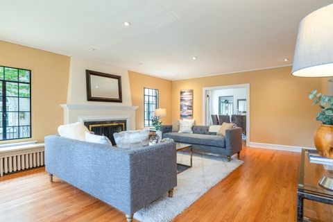 Tiny photo for 2512 Lawndale Avenue, Evanston, IL 60201 (MLS # 12634047)