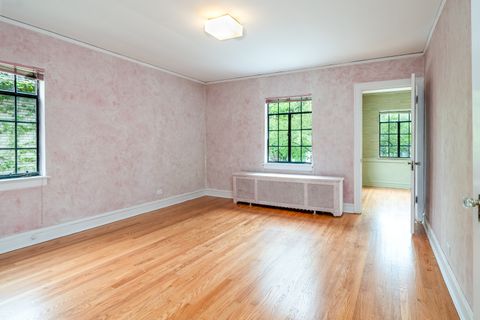 Tiny photo for 2512 Lawndale Avenue, Evanston, IL 60201 (MLS # 12634047)