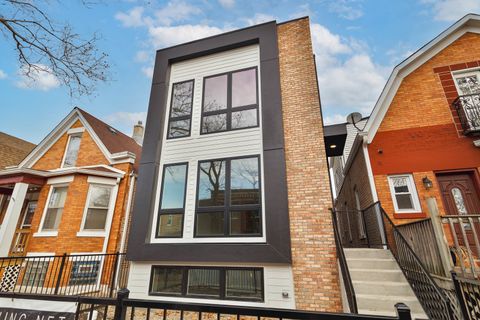 3404 W Evergreen Avenue Chicago IL 60651