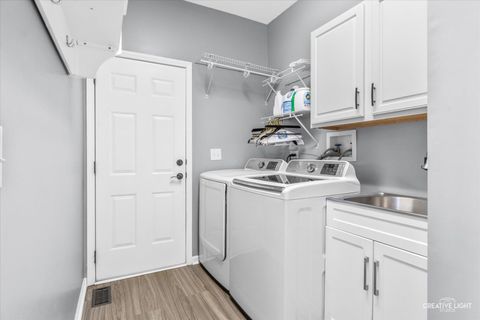 Tiny photo for 1012 Edwards Drive, Batavia, IL 60510 (MLS # 12577573)