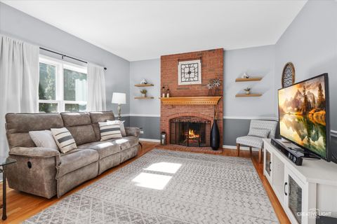 Tiny photo for 1012 Edwards Drive, Batavia, IL 60510 (MLS # 12577573)