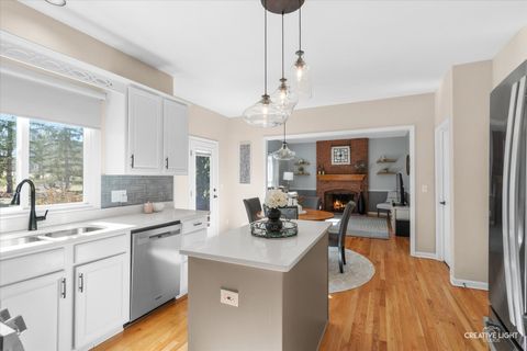 Tiny photo for 1012 Edwards Drive, Batavia, IL 60510 (MLS # 12577573)