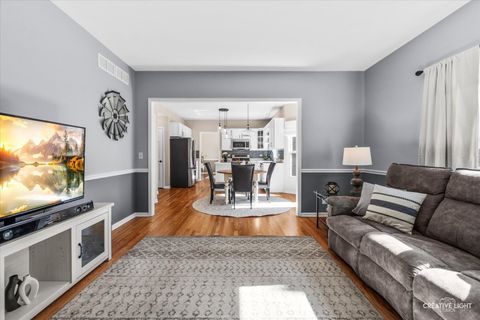 Tiny photo for 1012 Edwards Drive, Batavia, IL 60510 (MLS # 12577573)