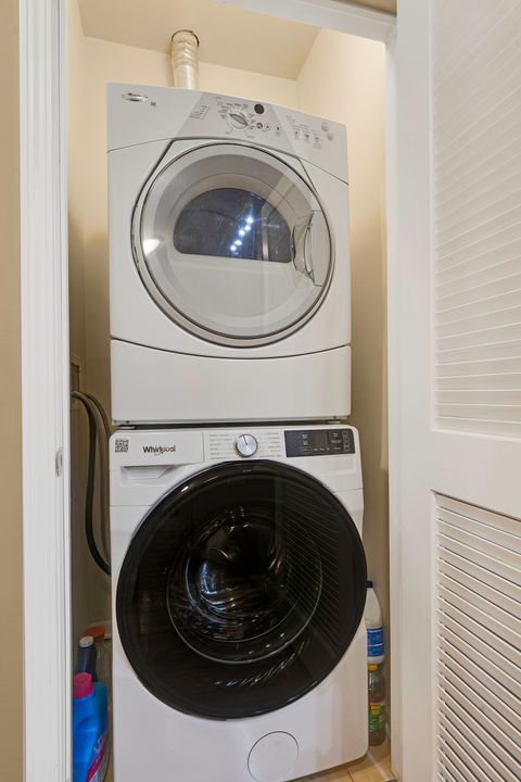 Tiny photo for 6617 S Ingleside Avenue #2N, Chicago, IL 60637 (MLS # 12592103)