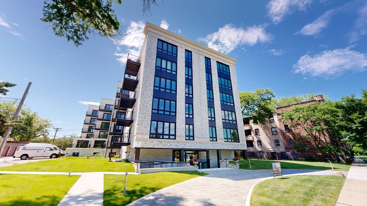 550 Sheridan Square 302