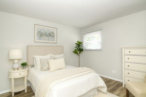 Tiny photo for 7837 Huntington Circle, Hanover Park, IL 60133 (MLS # 12496307)