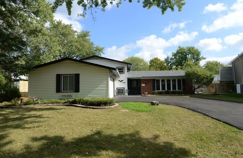 Tiny photo for 7837 Huntington Circle, Hanover Park, IL 60133 (MLS # 12496307)