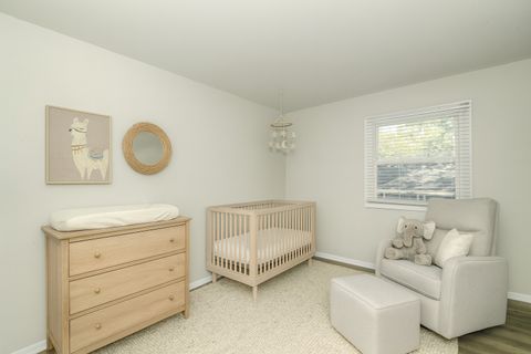 Tiny photo for 7837 Huntington Circle, Hanover Park, IL 60133 (MLS # 12496307)