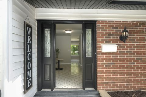 Tiny photo for 7837 Huntington Circle, Hanover Park, IL 60133 (MLS # 12496307)