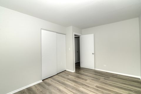 Tiny photo for 7837 Huntington Circle, Hanover Park, IL 60133 (MLS # 12496307)