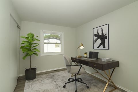 Tiny photo for 7837 Huntington Circle, Hanover Park, IL 60133 (MLS # 12496307)