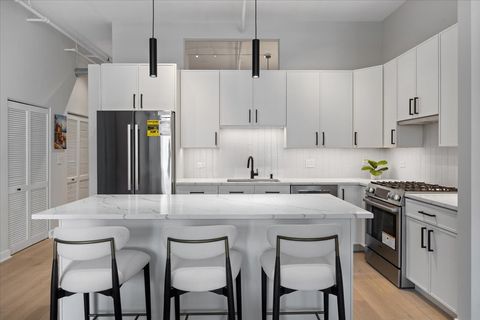 Tiny photo for 740 W Fulton Street #507, Chicago, IL 60661 (MLS # 12511559)