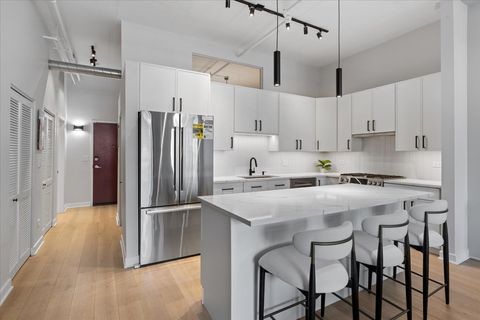 Tiny photo for 740 W Fulton Street #507, Chicago, IL 60661 (MLS # 12511559)