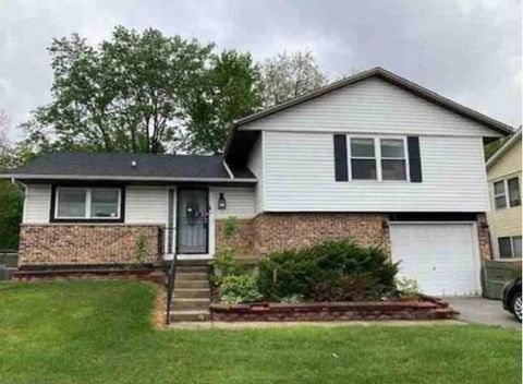 Tiny photo for 18108 Fountainbleau Drive, Hazel Crest, IL 60429 (MLS # 12497160)