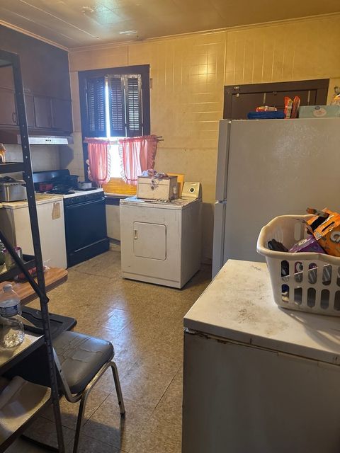 Tiny photo for 5425 W Kamerling Avenue, Chicago, IL 60651 (MLS # 12486334)