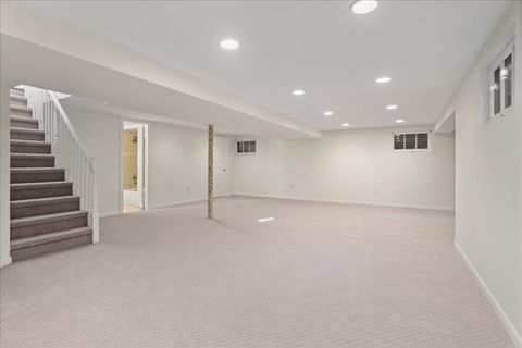 Tiny photo for 8314 Gross Point Road, Morton Grove, IL 60053 (MLS # 12564270)