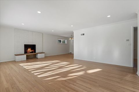 Tiny photo for 8314 Gross Point Road, Morton Grove, IL 60053 (MLS # 12564270)