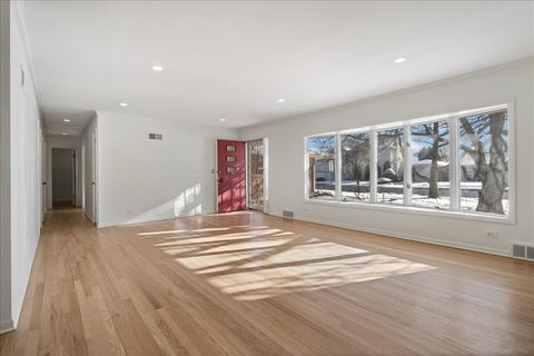 Tiny photo for 8314 Gross Point Road, Morton Grove, IL 60053 (MLS # 12564270)