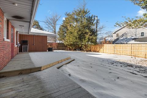 Tiny photo for 8314 Gross Point Road, Morton Grove, IL 60053 (MLS # 12564270)