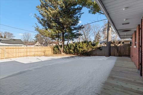 Tiny photo for 8314 Gross Point Road, Morton Grove, IL 60053 (MLS # 12564270)