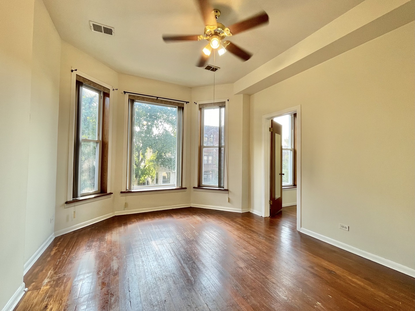 1321 N Maplewood Avenue 1