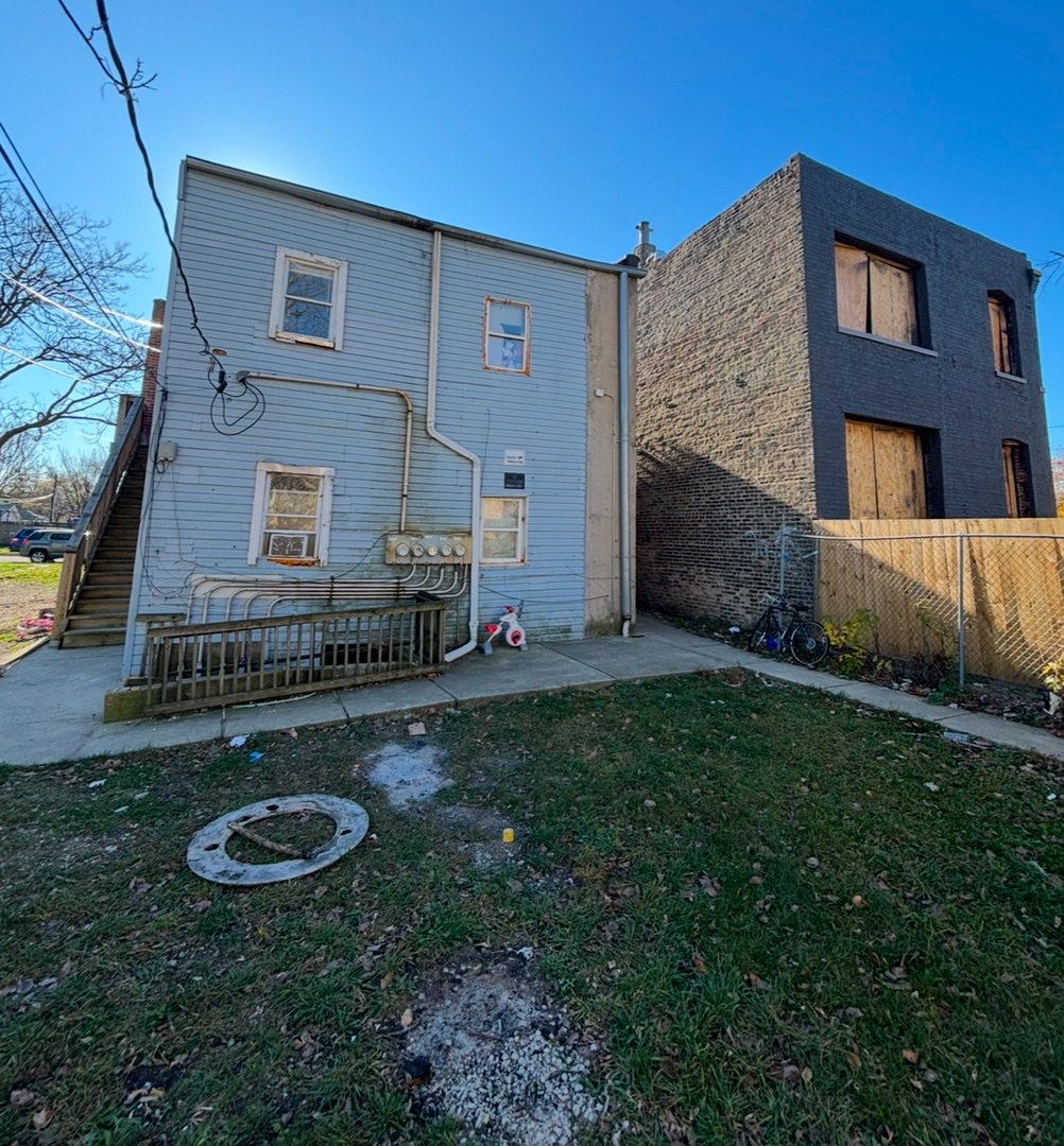 3920 W Huron Street