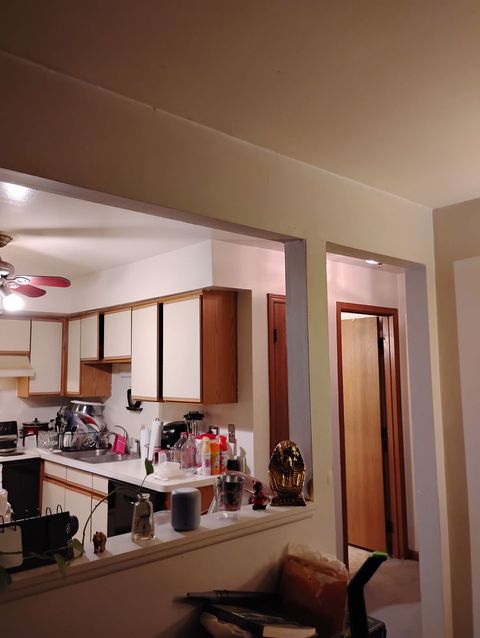 Tiny photo for 17985 Huntleigh Court #104, Country Club Hills, IL 60478 (MLS # 12574060)