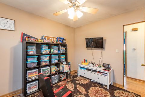 Tiny photo for 1430 Park Avenue, Winthrop Harbor, IL 60096 (MLS # 12578241)