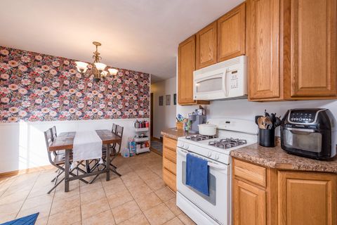 Tiny photo for 1430 Park Avenue, Winthrop Harbor, IL 60096 (MLS # 12578241)