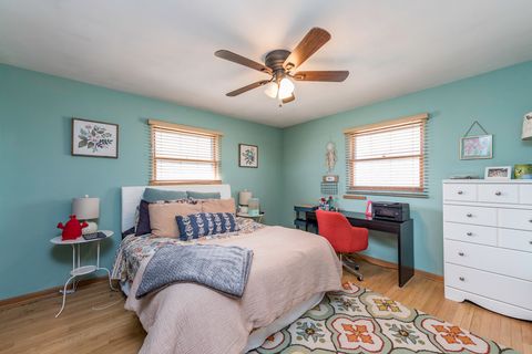 Tiny photo for 1430 Park Avenue, Winthrop Harbor, IL 60096 (MLS # 12578241)