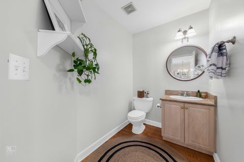 Tiny photo for 536 W EVERGREEN Street, Wheaton, IL 60187 (MLS # 12470267)