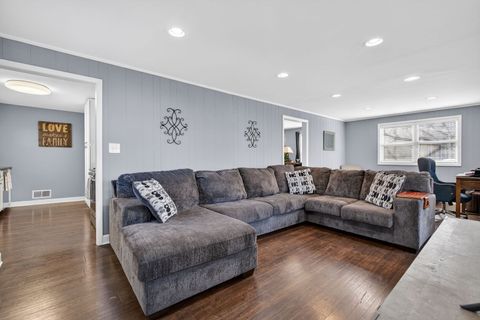 Tiny photo for 2634 Silver Creek Drive, Franklin Park, IL 60131 (MLS # 12601438)