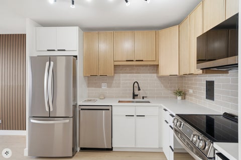 Tiny photo for 6300 N Sheridan Road #712, Chicago, IL 60660 (MLS # 12792341)