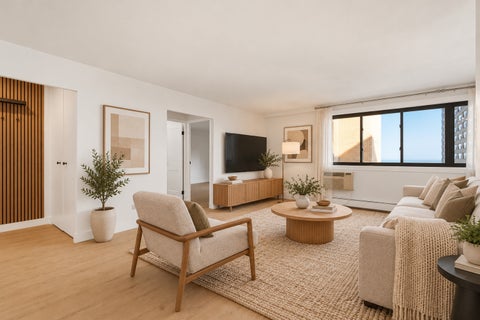 Tiny photo for 6300 N Sheridan Road #712, Chicago, IL 60660 (MLS # 12792341)