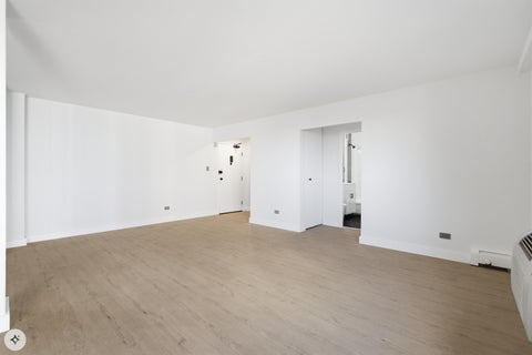 Tiny photo for 6300 N Sheridan Road #712, Chicago, IL 60660 (MLS # 12792341)