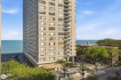 Tiny photo for 6300 N Sheridan Road #712, Chicago, IL 60660 (MLS # 12792341)