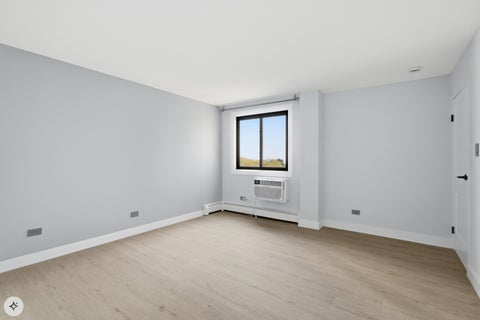 Tiny photo for 6300 N Sheridan Road #712, Chicago, IL 60660 (MLS # 12792341)